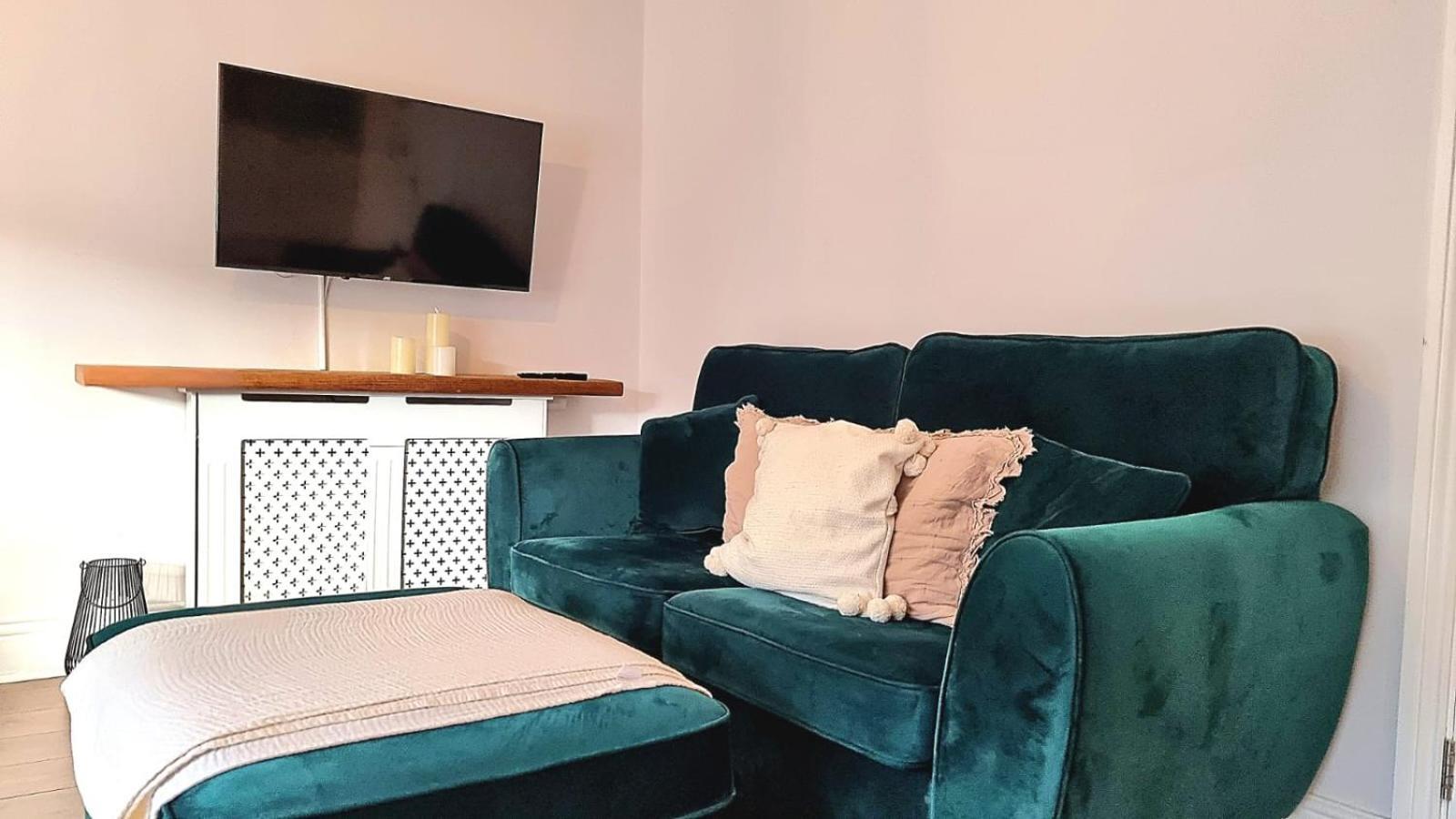 Top Floor 1Br Apartment Central Matlock Matlock  Dış mekan fotoğraf